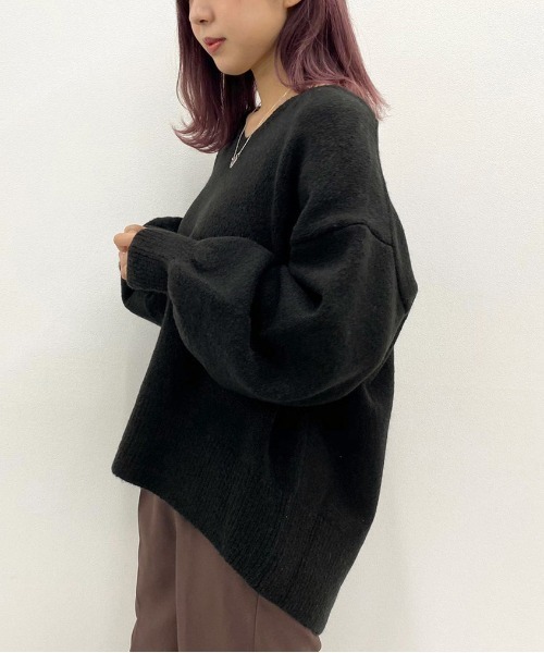 apres jour mignon(アプレジュールミニョン)の「バックアイレットVネックニット【ZOZOTOWN限定アイテム】(ニット/セーター・レディース・ブラック/カーキ/アイボリー/ライトベージュ・X-LARGE/フリー)」の15枚目の写真