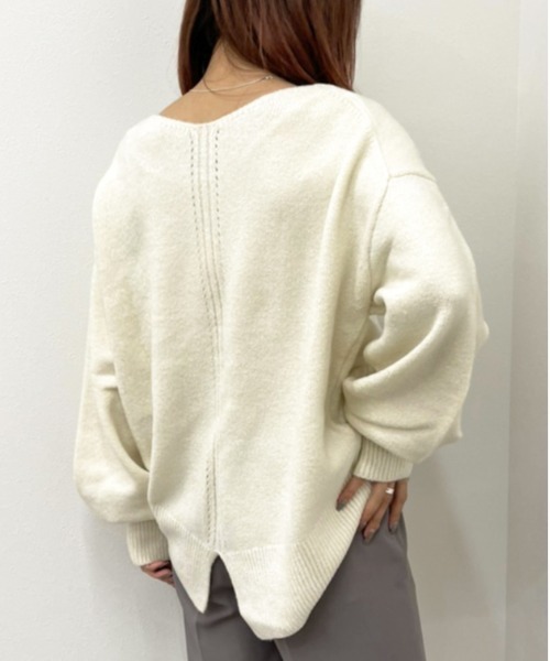 apres jour mignon(アプレジュールミニョン)の「バックアイレットVネックニット【ZOZOTOWN限定アイテム】(ニット/セーター・レディース・ブラック/カーキ/アイボリー/ライトベージュ・X-LARGE/フリー)」の9枚目の写真