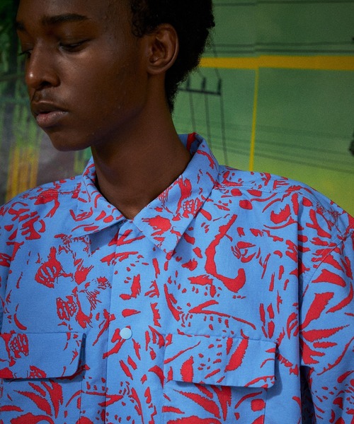 And A(アンドエー)の「AlexanderLeeChang アレキサンダーリーチャン / NYANCAMO SHIRTS ニャンカモ オープンカラー半袖アロハシャツ セットアップ / AC022101(シャツ/ブラウス・メンズ・ブラック/ミント/ブルー・2/3)」の3枚目の写真
