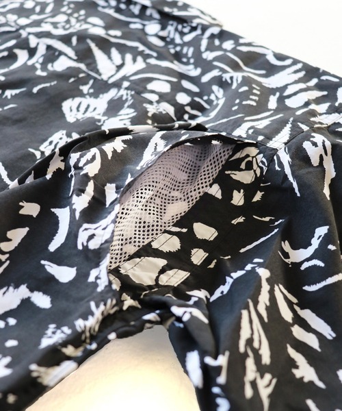 And A(アンドエー)の「AlexanderLeeChang アレキサンダーリーチャン / NYANCAMO SHIRTS ニャンカモ オープンカラー半袖アロハシャツ セットアップ / AC022101(シャツ/ブラウス・メンズ・ブラック/ミント/ブルー・2/3)」の6枚目の写真
