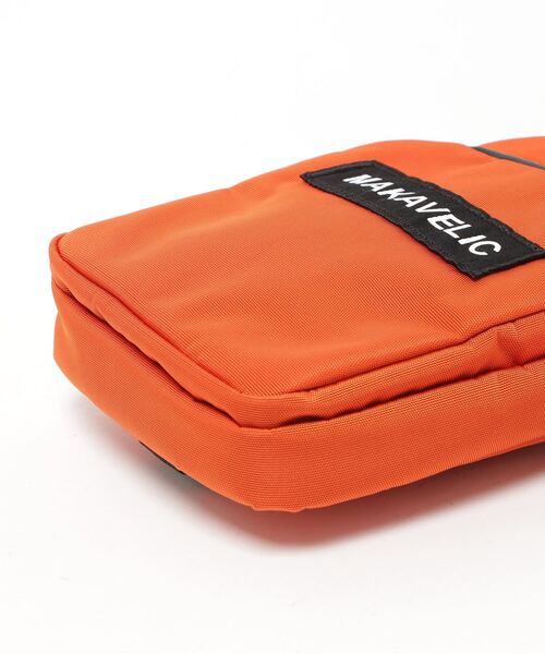 MAKAVELIC(マキャベリック)の「【MAKAVELIC】TRUCKS CROSS-TIE POUCH BAG(ボディバッグ/ウエストポーチ・メンズ・ネイビー/オレンジ・FREE)」の4枚目の写真