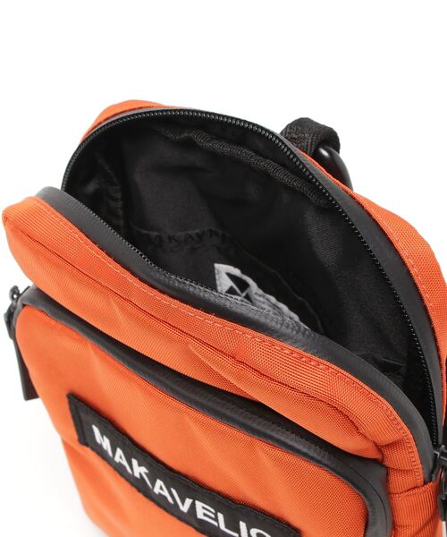 MAKAVELIC(マキャベリック)の「【MAKAVELIC】TRUCKS CROSS-TIE POUCH BAG(ボディバッグ/ウエストポーチ・メンズ・ネイビー/オレンジ・FREE)」の5枚目の写真