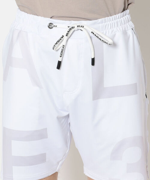 1piu1uguale3 RELAX（ウノピュウノウグァーレトレリラックス）の「1PIU1UGUALE3 RELAX/ウノピゥ ウノ ウグァーレ トレ リラックス/ラッシュガードハーフパンツ（ラッシュガード・メンズ・ホワイト/ブラック・SMALL/MEDIUM/LARGE/X-LARGE）」の7枚目の写真