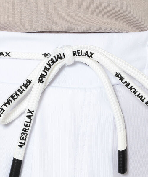 1piu1uguale3 RELAX（ウノピュウノウグァーレトレリラックス）の「1PIU1UGUALE3 RELAX/ウノピゥ ウノ ウグァーレ トレ リラックス/ラッシュガードハーフパンツ（ラッシュガード・メンズ・ホワイト/ブラック・SMALL/MEDIUM/LARGE/X-LARGE）」の9枚目の写真