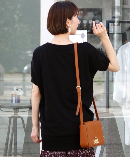 ElegChic(エレグシック)の「コットンVネックドルマンニット(ニット/セーター・レディース・ブラック/カーキ/ネイビー/オフホワイト/グレイッシュベージュ/グレー/ライトグレー・M/4L/XL)」の10枚目の写真