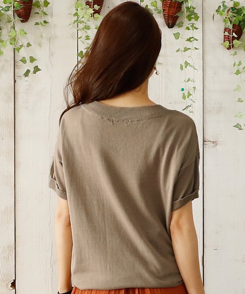 ElegChic(エレグシック)の「コットンVネックドルマンニット(ニット/セーター・レディース・ブラック/カーキ/ネイビー/オフホワイト/グレイッシュベージュ/グレー/ライトグレー・M/4L/XL)」の14枚目の写真