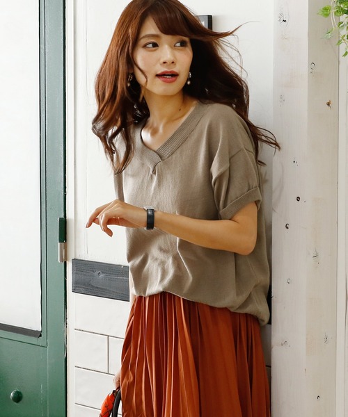 ElegChic(エレグシック)の「コットンVネックドルマンニット(ニット/セーター・レディース・ブラック/カーキ/ネイビー/オフホワイト/グレイッシュベージュ/グレー/ライトグレー・M/4L/XL)」の15枚目の写真