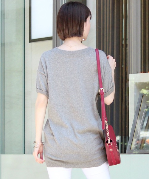 ElegChic(エレグシック)の「コットンVネックドルマンニット(ニット/セーター・レディース・ブラック/カーキ/ネイビー/オフホワイト/グレイッシュベージュ/グレー/ライトグレー・M/4L/XL)」の18枚目の写真