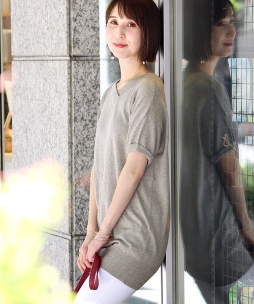 ElegChic(エレグシック)の「コットンVネックドルマンニット(ニット/セーター・レディース・ブラック/カーキ/ネイビー/オフホワイト/グレイッシュベージュ/グレー/ライトグレー・M/4L/XL)」の19枚目の写真