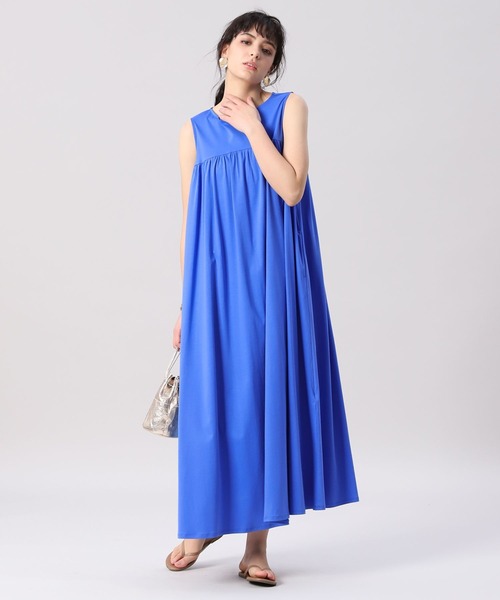 INED(イネド)の「ロングカットワンピース《接触冷感》(ワンピース・レディース・ブラック/ブルー/レンガ・9号)」の9枚目の写真