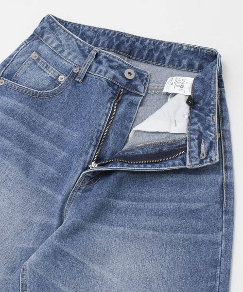 KBF+（ケービーエフプラス）の「KBF+　ハイウエストストレートデニム（デニムパンツ・レディース・オフホワイト/ライトインディゴブルー・38/36）」の8枚目の写真