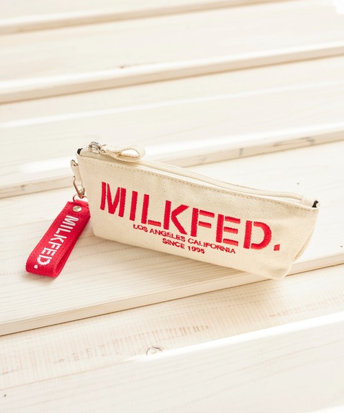 MILKFED.(ミルクフェド)の「STENCIL LOGO PENCIL CASE(ペン類・レディース・ホワイト/ブラック/ベージュ/ネイビー/レッド/ライトパープル/ライトピンク/A・ONE SIZE)」の8枚目の写真