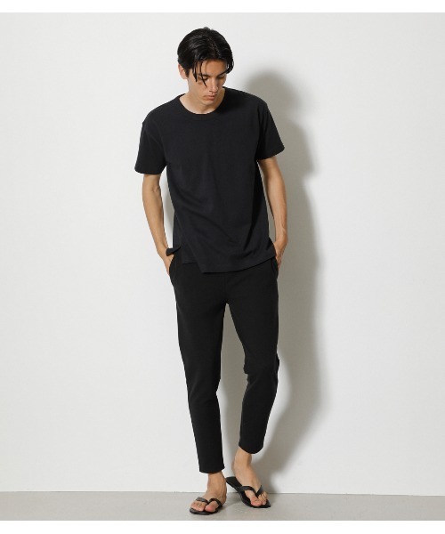 AZUL by moussy（アズールバイマウジー）の「UNDULATION SURFACE ANKLE PANTS/アンジュレーションサーフェスアンクルパンツ（その他パンツ・メンズ・ブラック/ライトカーキ・SMALL/MEDIUM/LARGE）」の4枚目の写真