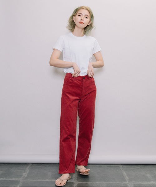 miniyu（ミニュウ）の「【NIMES】細コーデュロイ・テーパードパンツ（その他パンツ・レディース・レッド・0）」の4枚目の写真