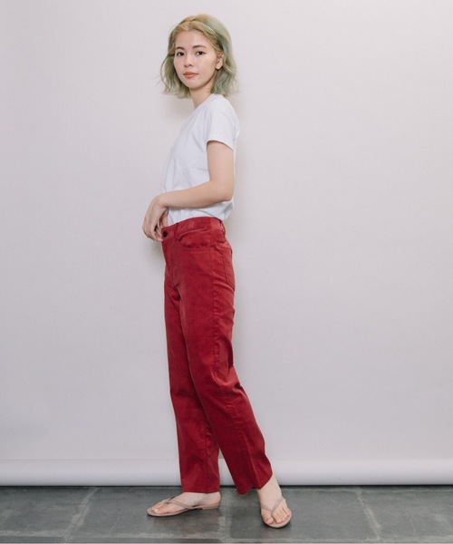 miniyu（ミニュウ）の「【NIMES】細コーデュロイ・テーパードパンツ（その他パンツ・レディース・レッド・0）」の8枚目の写真