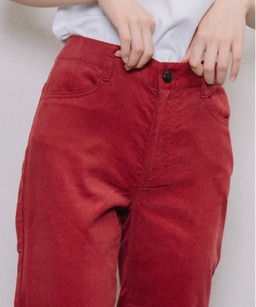 miniyu（ミニュウ）の「【NIMES】細コーデュロイ・テーパードパンツ（その他パンツ・レディース・レッド・0）」の15枚目の写真