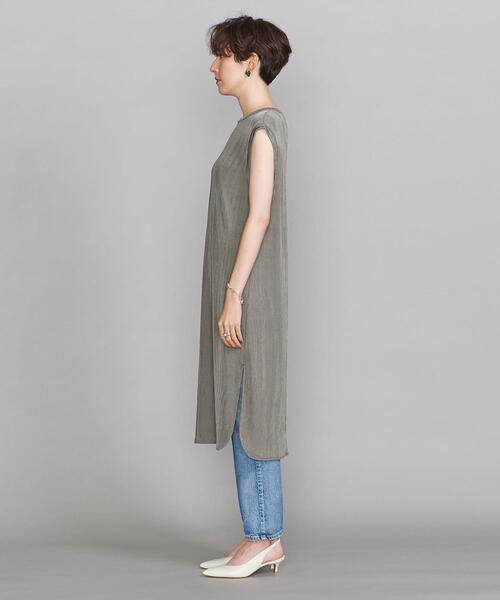 BEAUTY&YOUTH UNITED ARROWS（ビューティーアンドユースユナイテッドアローズ）の「BY シャイニースリットノースリーブ ワンピース -ウォッシャブル-◆（ワンピース・レディース・ブラック/グレー/オリーブ・FREE）」の9枚目の写真