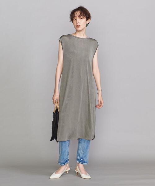 BEAUTY&YOUTH UNITED ARROWS（ビューティーアンドユースユナイテッドアローズ）の「BY シャイニースリットノースリーブ ワンピース -ウォッシャブル-◆（ワンピース・レディース・ブラック/グレー/オリーブ・FREE）」の4枚目の写真