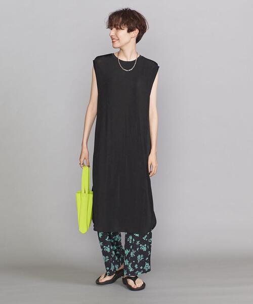 BEAUTY&YOUTH UNITED ARROWS（ビューティーアンドユースユナイテッドアローズ）の「BY シャイニースリットノースリーブ ワンピース -ウォッシャブル-◆（ワンピース・レディース・ブラック/グレー/オリーブ・FREE）」の6枚目の写真
