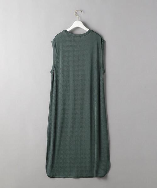 BEAUTY&YOUTH UNITED ARROWS（ビューティーアンドユースユナイテッドアローズ）の「BY シャイニースリットノースリーブ ワンピース -ウォッシャブル-◆（ワンピース・レディース・ブラック/グレー/オリーブ・FREE）」の21枚目の写真