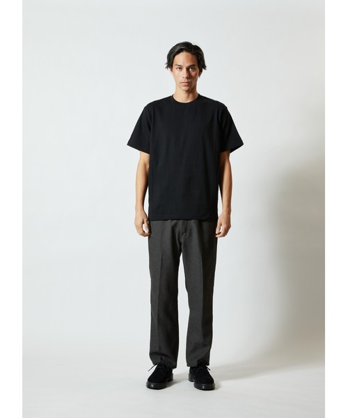 United Athle(ユナイテッドアスレ)の「United Athle/5.0オンス ユニバーサル フィット 無地 半袖 Tシャツ(Tシャツ/カットソー・メンズ・ホワイト/ブラック/パープル/オレンジ/ピンク/グレー/ネイビー/イエロー/グリーン/サンドベージュ/レッド/ベビーピンク/ダークブラウン/ダークグリーン/バーガンディー/ライトブルー/グレイッシュブルー/ロイヤルブルー/インディゴブルー・SMALL/MEDIUM/LARGE/X-LARGE)」の20枚目の写真