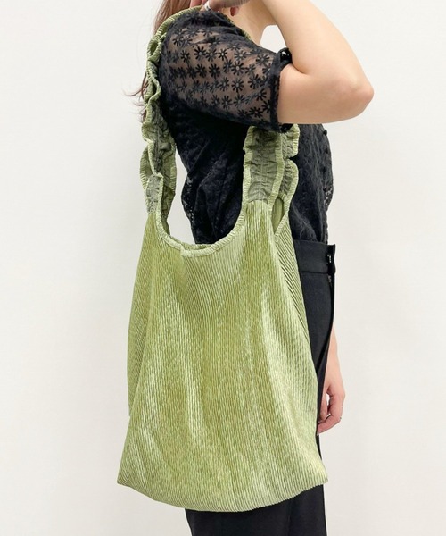 Heather(ヘザー)の「フリルハンドルトート 215680(トートバッグ・レディース・アイボリー/グリーン/ブラウン・ONE SIZE)」の3枚目の写真