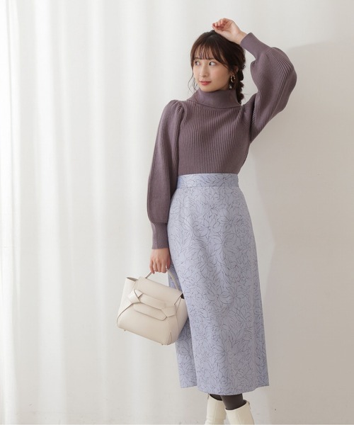 PROPORTION BODY DRESSING(プロポーションボディドレッシング)の「ニュアンスフラワーサテンスカート / 1211220010(スカート・レディース・ブルー/グレー・MEDIUM/SMALL)」の2枚目の写真