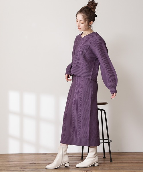 N.(N. Natural Beauty Basic)(エヌエヌナチュラルビューティーベーシック)の「◆Vネックケーブルニットセットアップ(ワンピース・レディース・モカ/クリーム/グリーン/グレイッシュブルー/パープル・MEDIUM)」の21枚目の写真