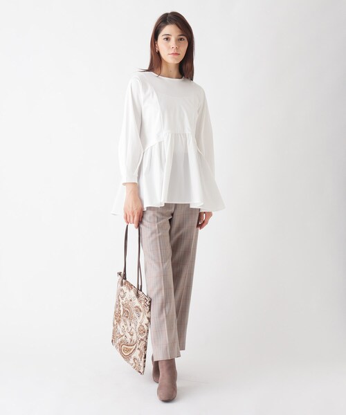 OPAQUE.CLIP（オペークドットクリップ）の「◆シルケットコットン　フハク切替カットソー【WEB限定カラー・サイズ】（Tシャツ/カットソー・レディース・チャコールグレー/ブラック/マスタード/ライトベージュ/ホワイト系/ブルー系7・40/38/42/36/34）」の8枚目の写真