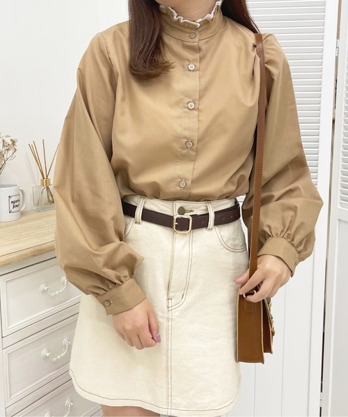 apres jour(アプレジュール)の「フリルネック袖ボリュームブラウス【ZOZOTOWN限定アイテム】(シャツ/ブラウス・レディース・ラベンダー/アイボリー/モカ・X-LARGE/フリー)」の2枚目の写真
