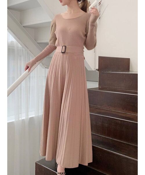 RESEXXY（リゼクシー）の「シャギー切替ニットワンピース（ワンピース・レディース・ブラック/ベージュ/オレンジ/アイボリー・FREE）」の4枚目の写真