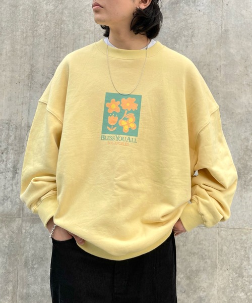 WHO'S WHO gallery(フーズフーギャラリー)の「【BLESS YOU/ブレスユー】フラワーボックスプリントクルースウェット(スウェット・メンズ・アッシュグレー/ブラック/グリーン/イエロー・FREE)」の4枚目の写真