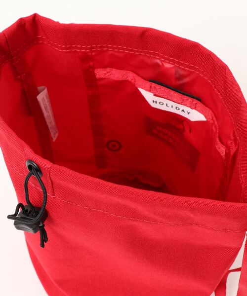 HOLIDAY（ホリデイ）の「【直営店限定】HOLIDAY PACKABLE POCHETTE (HEAVY) ホリデイパッカブルポシェット (ヘビー)（ショルダーバッグ・レディース・レッド系その他・ONE SIZE）」の4枚目の写真