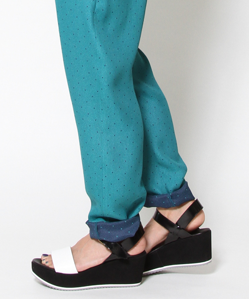 AMERICAN RAG CIE（アメリカンラグシー）の「ドットジャカードサロペット（サロペット/オーバーオール・レディース・ブラック系その他/グリーン系その他・FREE）」の12枚目の写真