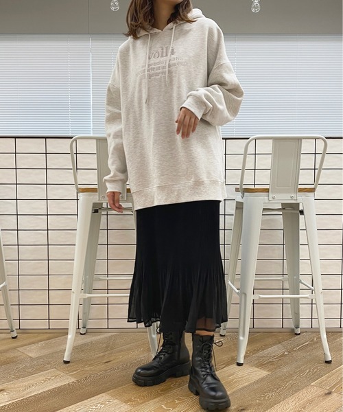 apres jour(アプレジュール)の「ロゴ刺繍フーディー【ZOZOTOWN限定アイテム】(パーカー・レディース・ダークグリーン/ナチュラル/アイボリー・フリー/X-LARGE)」の2枚目の写真