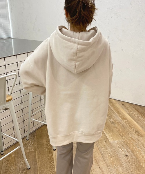 apres jour(アプレジュール)の「ロゴ刺繍フーディー【ZOZOTOWN限定アイテム】(パーカー・レディース・ダークグリーン/ナチュラル/アイボリー・フリー/X-LARGE)」の9枚目の写真