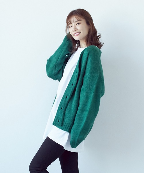 VIBGYOR（ヴィブジョー）の「VIBGYOR Select/モヘアタッチＶ/NBIGカーデ(BL)（カーディガン/ボレロ・レディース・ブラック/レッド/グリーン/マスタード/ライトグレー/エメラルド/ブルー・LARGE/MEDIUM）」の3枚目の写真