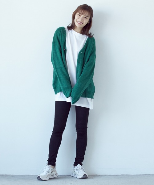 VIBGYOR（ヴィブジョー）の「VIBGYOR Select/モヘアタッチＶ/NBIGカーデ(BL)（カーディガン/ボレロ・レディース・ブラック/レッド/グリーン/マスタード/ライトグレー/エメラルド/ブルー・LARGE/MEDIUM）」の9枚目の写真