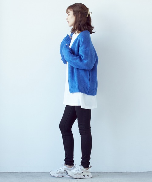 VIBGYOR（ヴィブジョー）の「VIBGYOR Select/モヘアタッチＶ/NBIGカーデ(BL)（カーディガン/ボレロ・レディース・ブラック/レッド/グリーン/マスタード/ライトグレー/エメラルド/ブルー・LARGE/MEDIUM）」の18枚目の写真