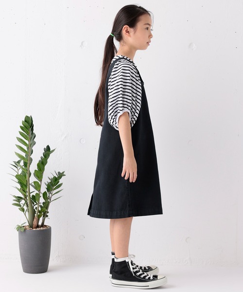 ARCH & LINE(アーチアンドライン)の「オーガニックコットン デニム ジャンパースカート OG G/D JUMPER SKIRT(ジャンパースカート・キッズ・スミクロ/ミント/ホワイト・XL/L/S/M)」の9枚目の写真