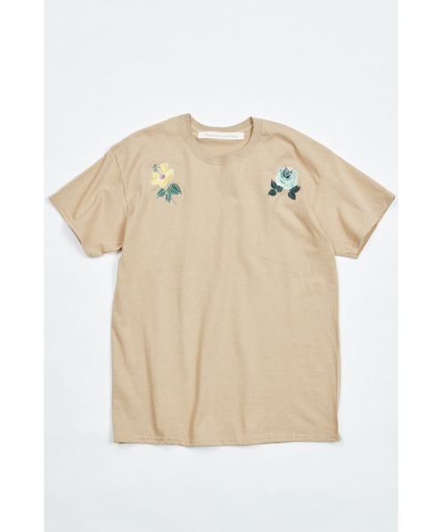 AlexanderLeeChang(アレキサンダーリーチャン)の「AlexanderLeeChang/アレキサンダーリーチャン SO STITCH T フラワー Tシャツ(Tシャツ/カットソー・メンズ・アッシュグレー/ブラック/サンドベージュ・2/4/3)」の12枚目の写真