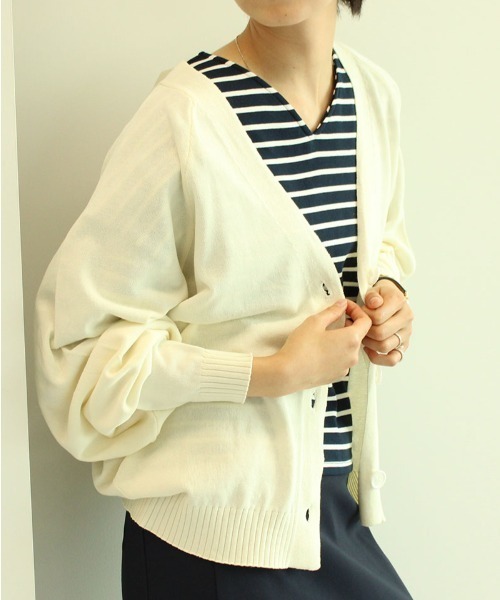 leswel（レスウェル）の「【M～5L 大きいサイズ】ボーダー ドルマン カットソー（Tシャツ/カットソー・レディース・ベージュ/ネイビー/オフホワイト/ピンク・LL/3L/4L/5L/M/L）」の2枚目の写真