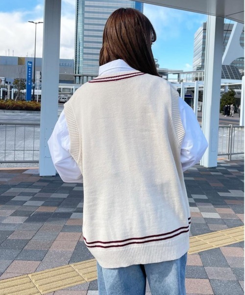 PairPair(ペアペア)の「チルデンニットベスト(ユニセックス)(ベスト・レディース・ネイビー/アイボリー・MEDIUM/LARGE)」の7枚目の写真