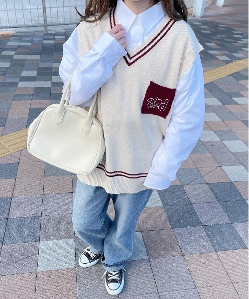 PairPair(ペアペア)の「チルデンニットベスト(ユニセックス)(ベスト・レディース・ネイビー/アイボリー・MEDIUM/LARGE)」の3枚目の写真