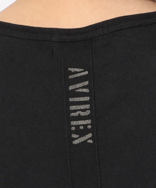 AVIREX(アヴィレックス)の「FADE WASH TAPE LOGO ONEPIECE/ フェイドウォッシュ ロゴワンピース(ワンピース・レディース・イエロー/オリーブ/オフホワイト/ブラック・FREE)」の5枚目の写真