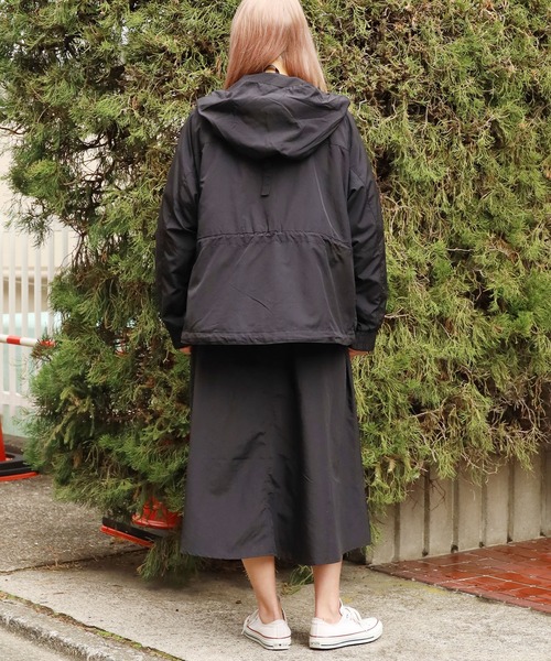 WILD THINGS(ワイルドシングス)の「WILDTHINGS / ワイルドシングス WS CHAMONIX JACKET UPF40+ マウンテンパーカー ラグランスリーブ(マウンテンパーカー・レディース・ブラック/ベージュ・S/M)」の13枚目の写真