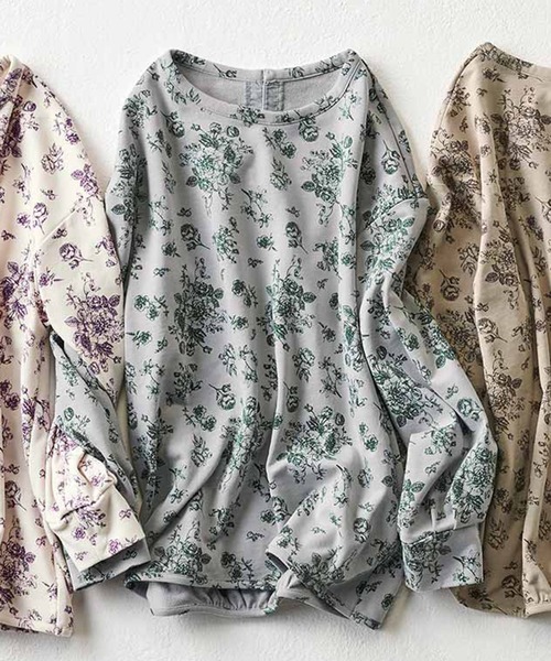 IEDIT(イディット)の「IEDIT アンティーク調が素敵な ピオニーブーケプリントトップス(Tシャツ/カットソー・レディース・グレー系その他/ベージュ系その他/パープル系その他・MEDIUM/LARGE/X-LARGE)」の1枚目の写真