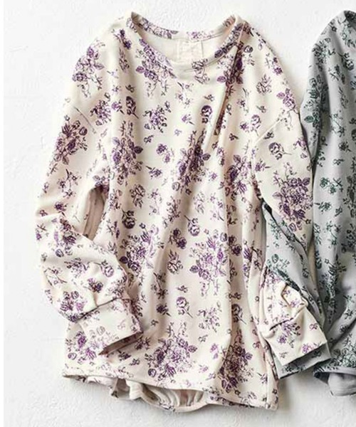 IEDIT(イディット)の「IEDIT アンティーク調が素敵な ピオニーブーケプリントトップス(Tシャツ/カットソー・レディース・グレー系その他/ベージュ系その他/パープル系その他・MEDIUM/LARGE/X-LARGE)」の2枚目の写真