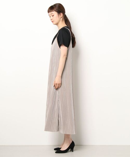 BELLUNA PLUS（ベルーナ）の「プリーツ使いワンピースアンサンブル（ワンピース・レディース・ブラック/カーキ/グレー系その他・MEDIUM/LARGE/X-LARGE）」の16枚目の写真