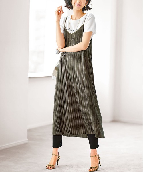 BELLUNA PLUS（ベルーナ）の「プリーツ使いワンピースアンサンブル（ワンピース・レディース・ブラック/カーキ/グレー系その他・MEDIUM/LARGE/X-LARGE）」の7枚目の写真